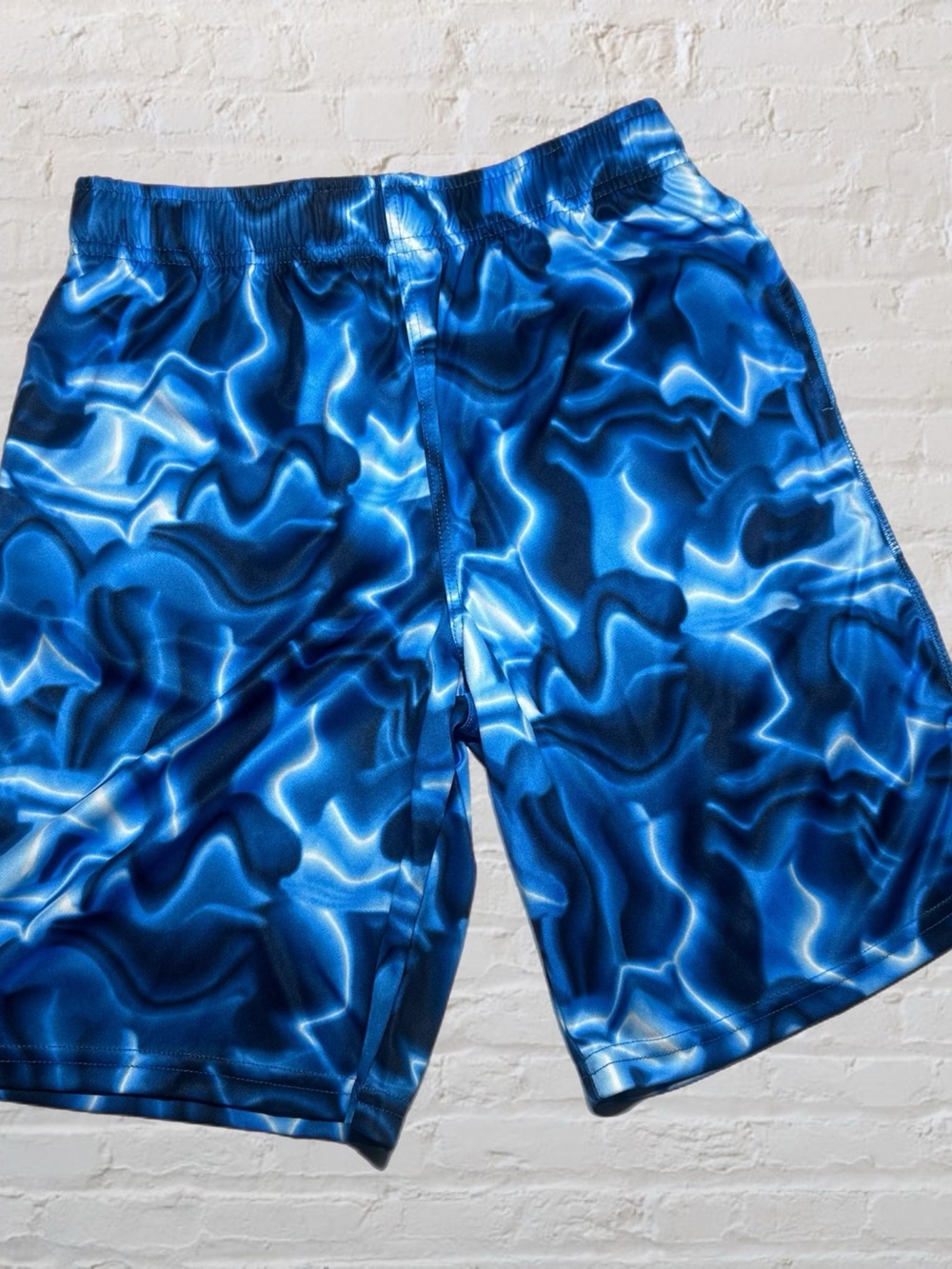 Athletic Works Blue Abstract Water Print Swim Shorts in Boy's Size XL (14-16)